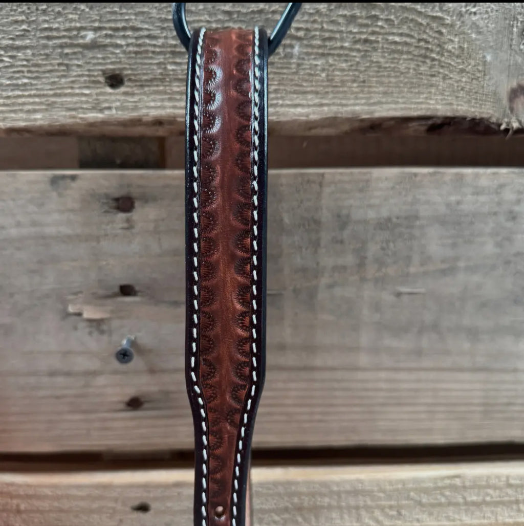 White lariat halter and leather combo