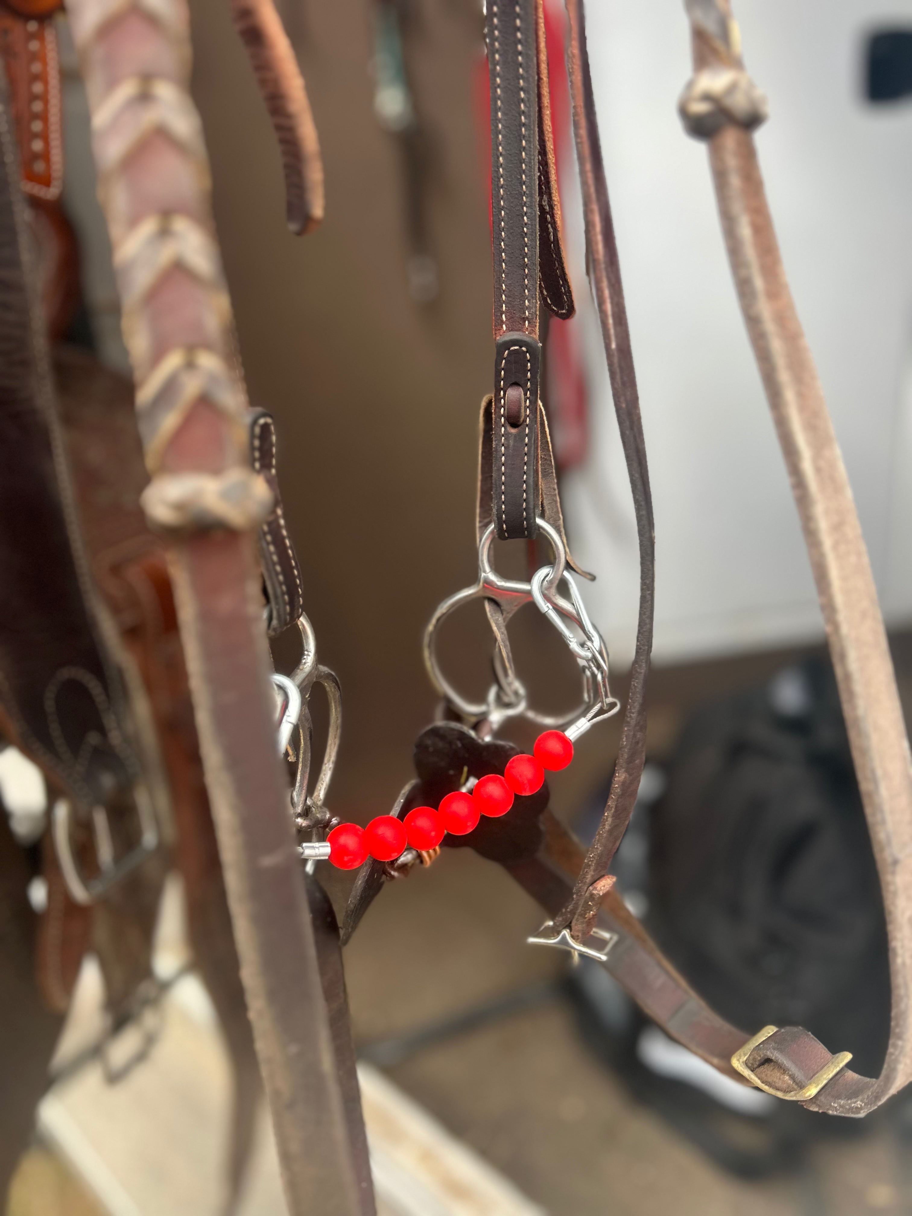 Red Curb Chain