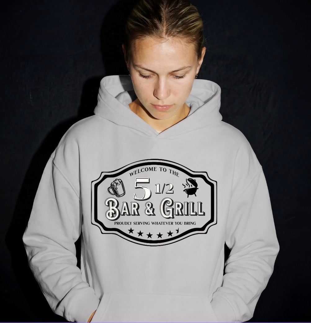 5 1/2 Bar and Grill